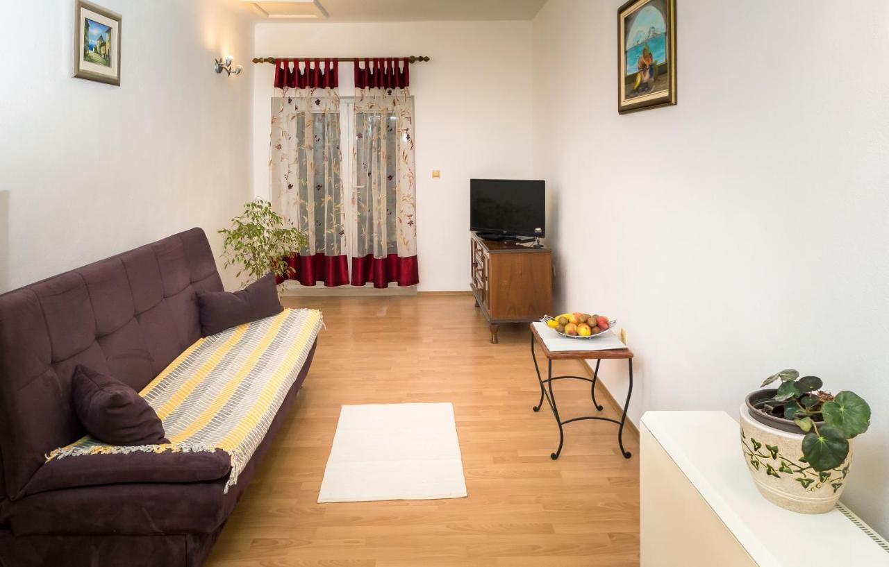 Apartment Leut With Spacious Terrace And Sea View Slatine Zewnętrze zdjęcie
